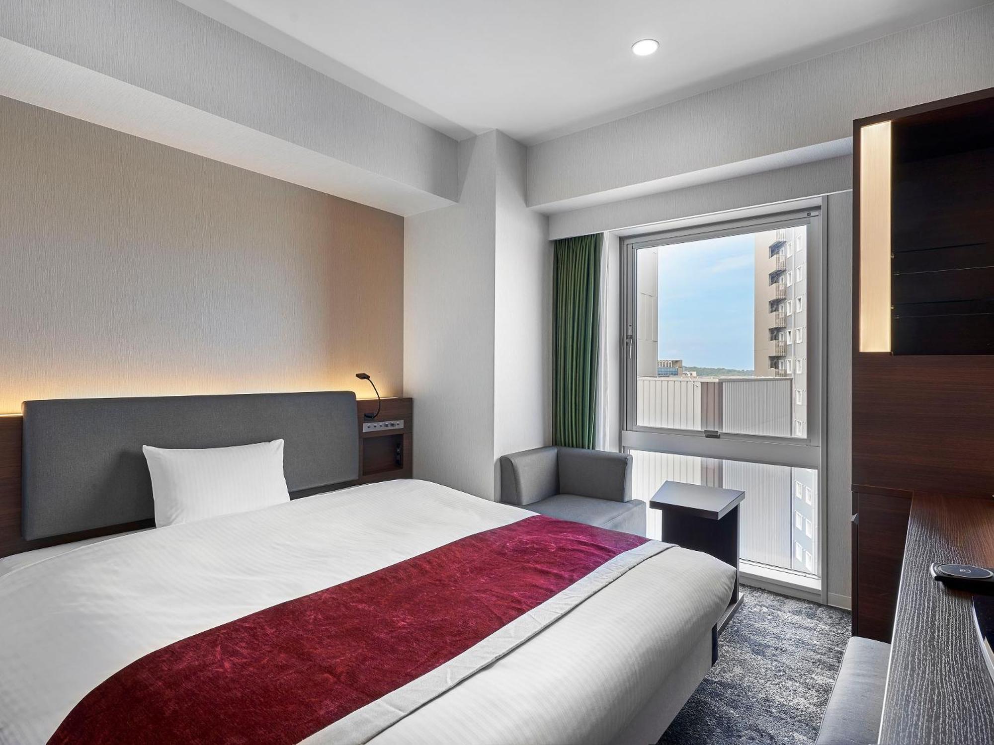 Daiwa Roynet Hotel Toyama-Ekimae Exteriör bild
