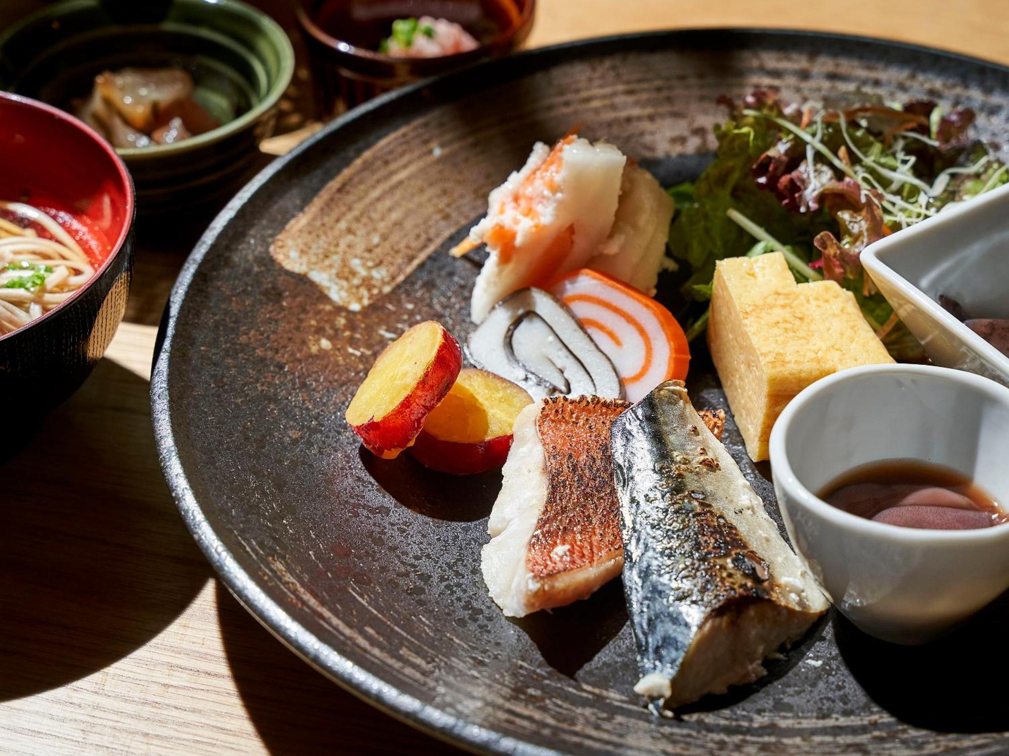 Daiwa Roynet Hotel Toyama-Ekimae Exteriör bild