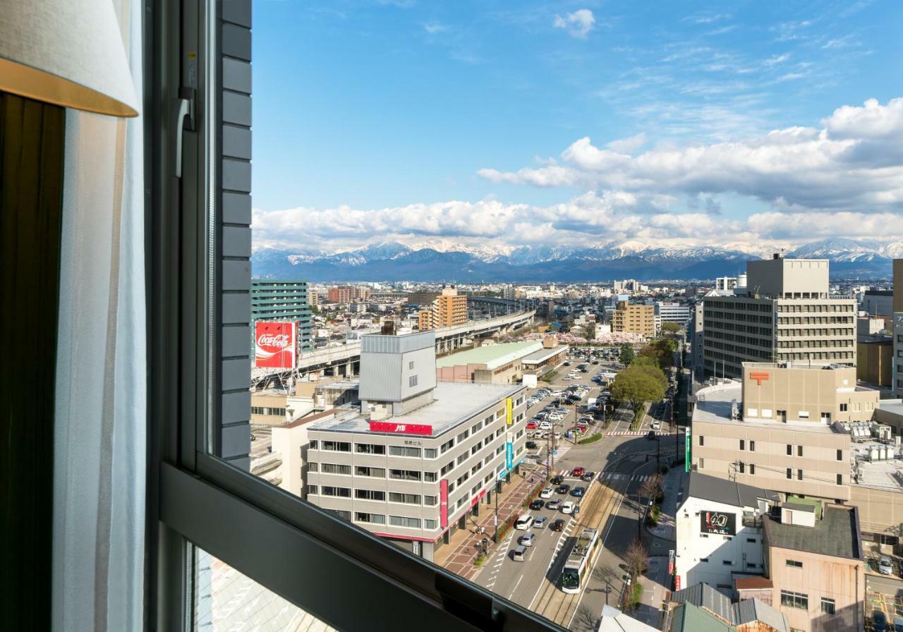 Daiwa Roynet Hotel Toyama-Ekimae Exteriör bild